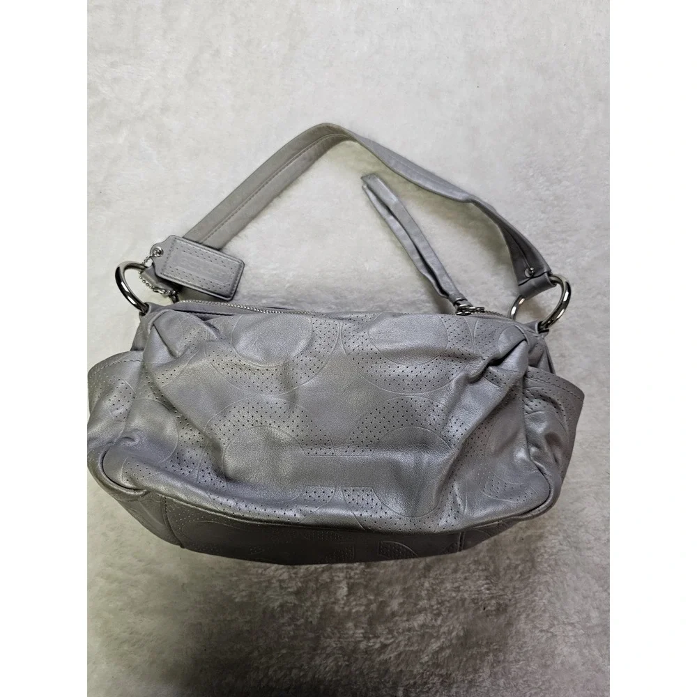Coach Silver Hobo Shoulder Bag Signature C Logo‎ Pattern Purse